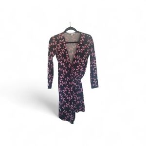 Diane von Furstenberg DVF Silk Wrap Dress Size 2 | Ribbon Pink Abstract LS